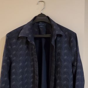 Perry Ellis Button Down Shirt. Men's Large